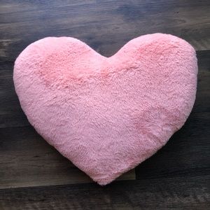 Heart pillow